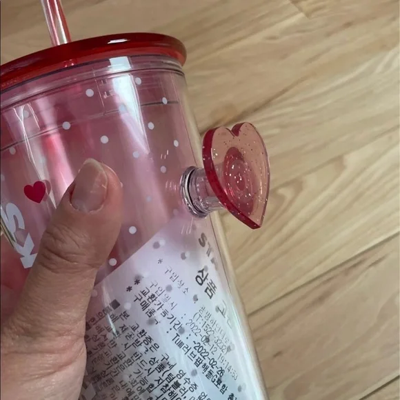 Starbucks Korea Valentine’s Day heart tumbler - Picture 2 of 4